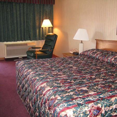 Thunderbird Motor Inn Baraboo Extérieur photo